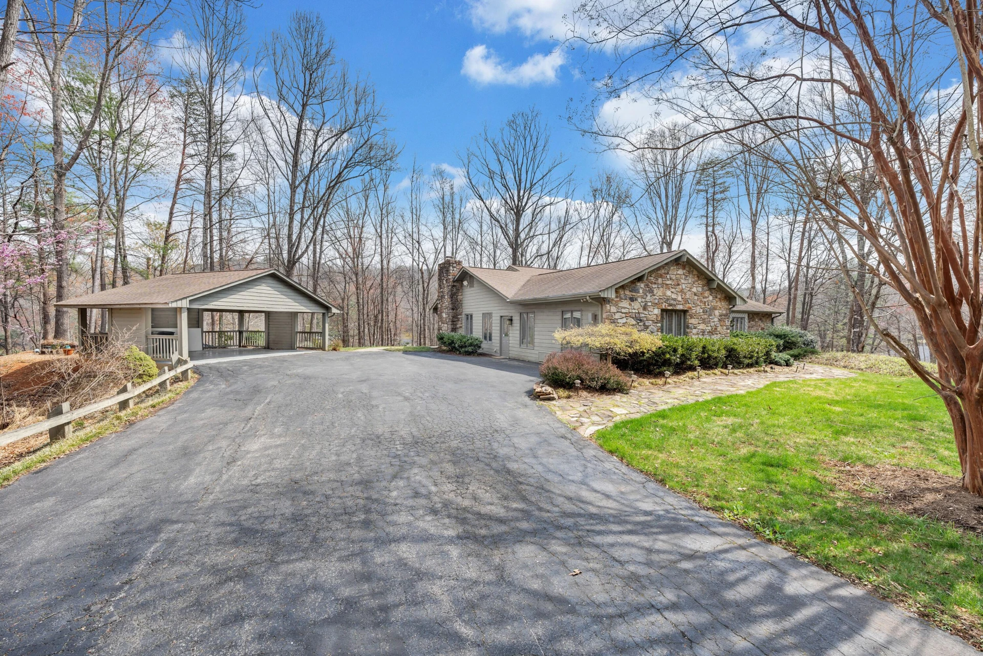 4921 Hunting Hills DR - Photo 2