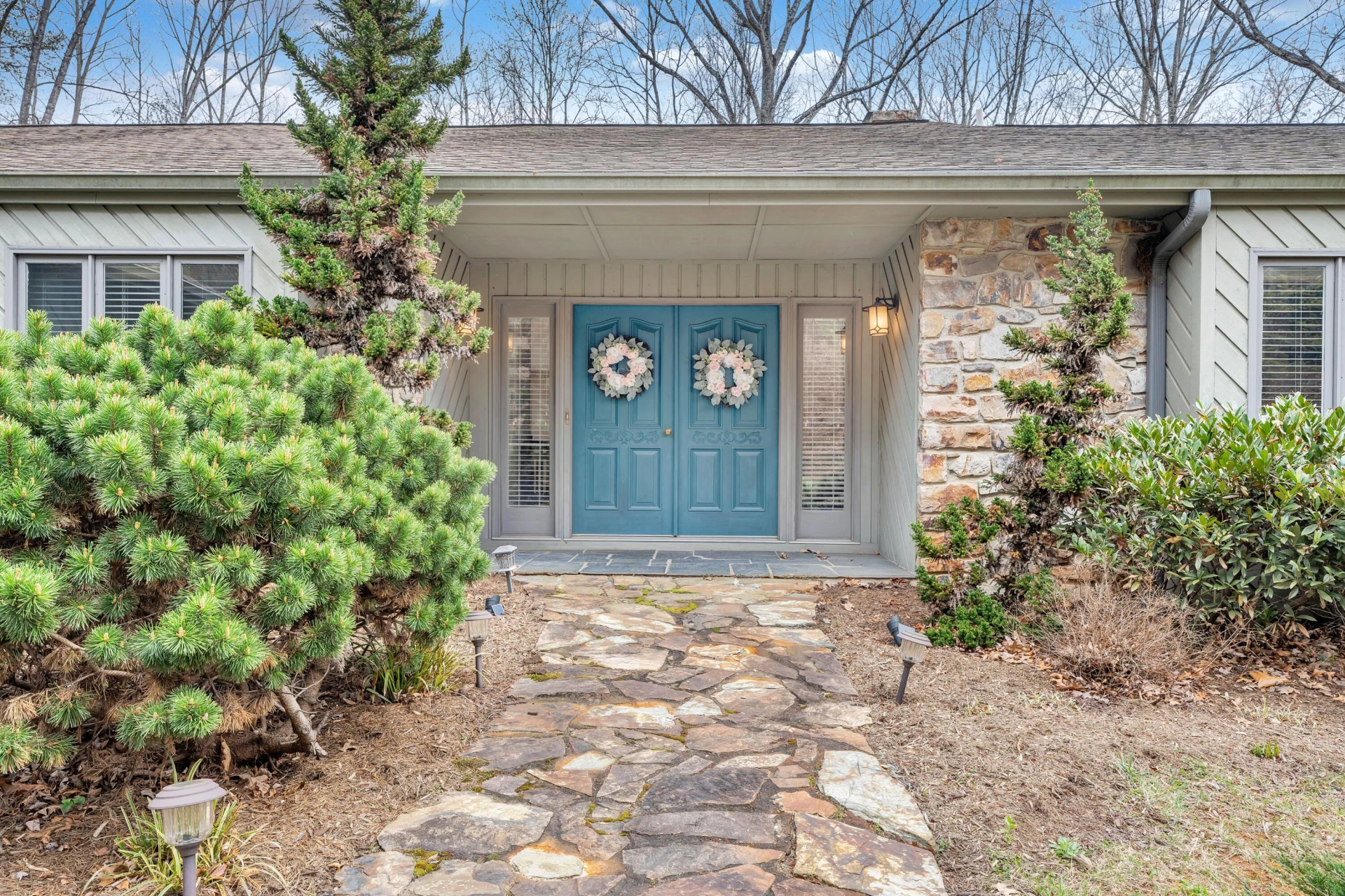 4921 Hunting Hills DR - Photo 4