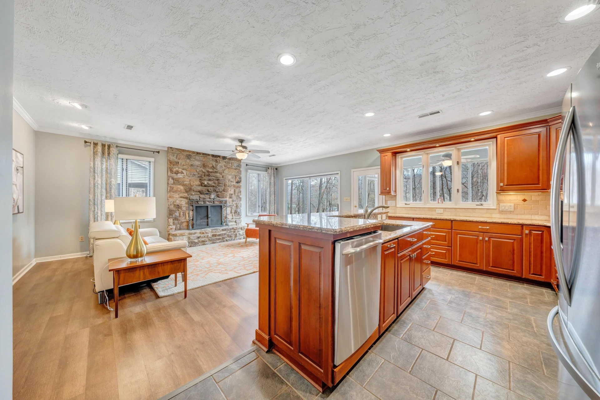 4921 Hunting Hills DR - Photo 41