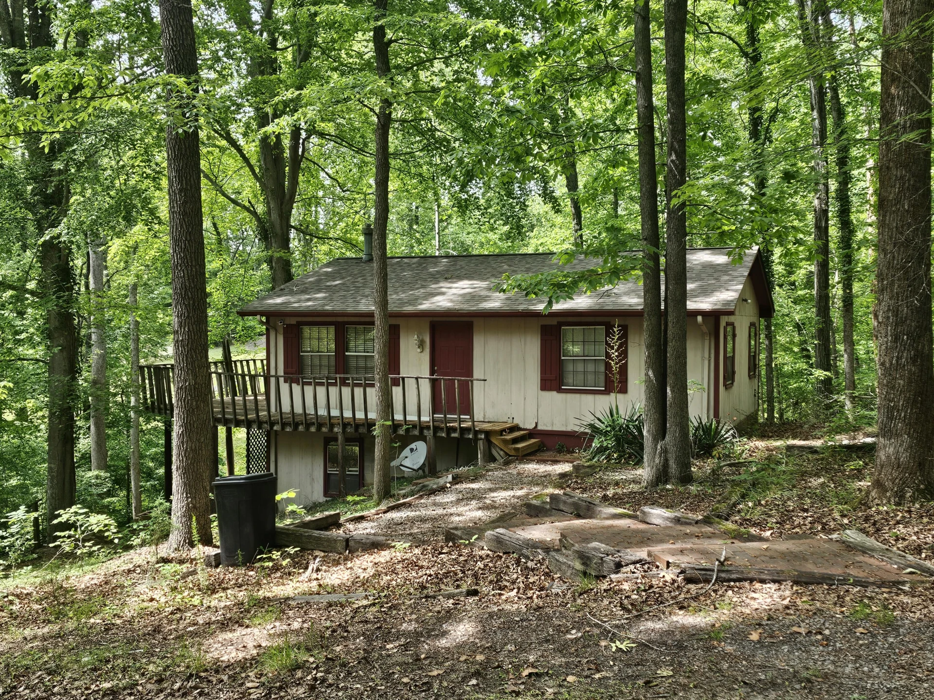 145 Carlos RD