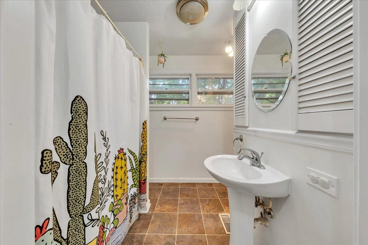 4708 Pawling ST NW - Photo 19
