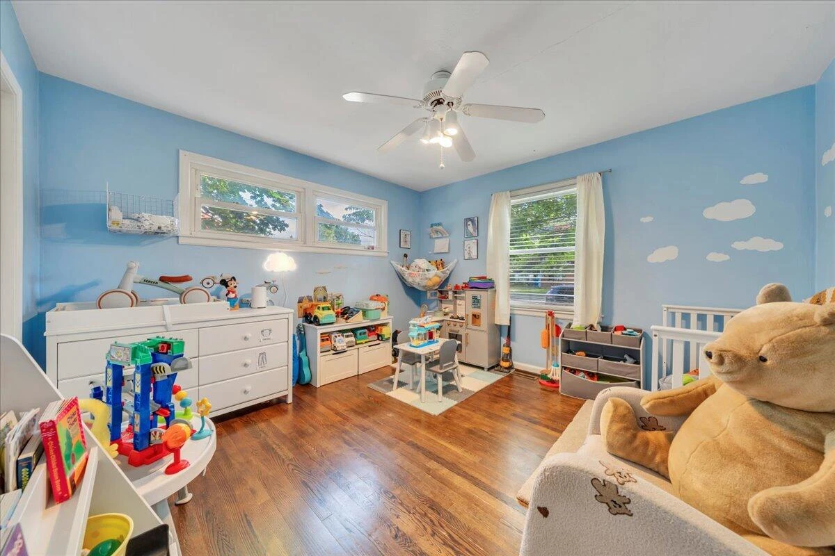 4708 Pawling ST NW - Photo 20