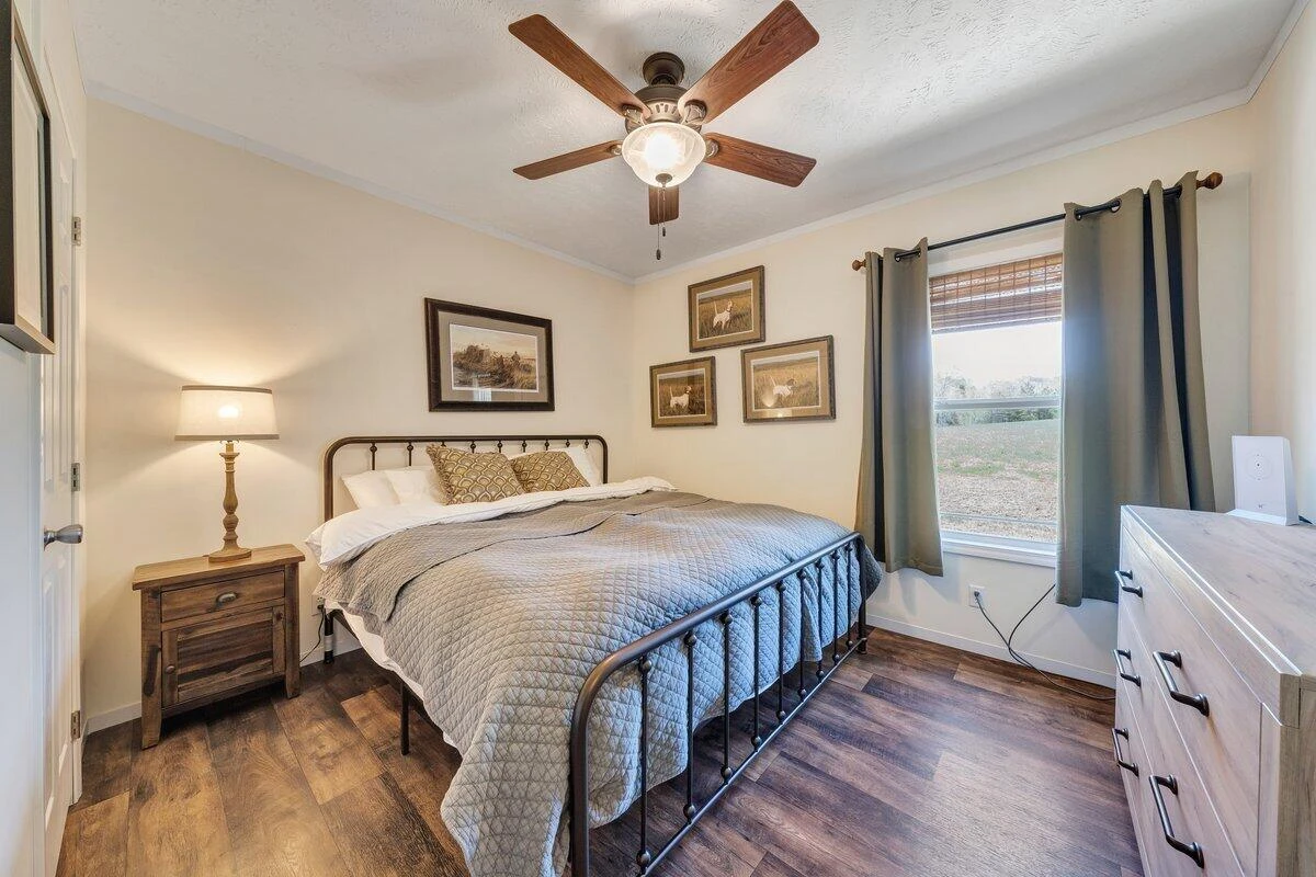 780 Adkins RD - Photo 15