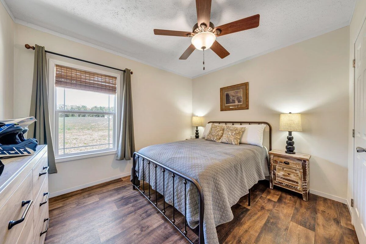 780 Adkins RD - Photo 16