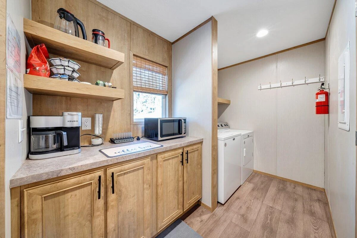 780 Adkins RD - Photo 37