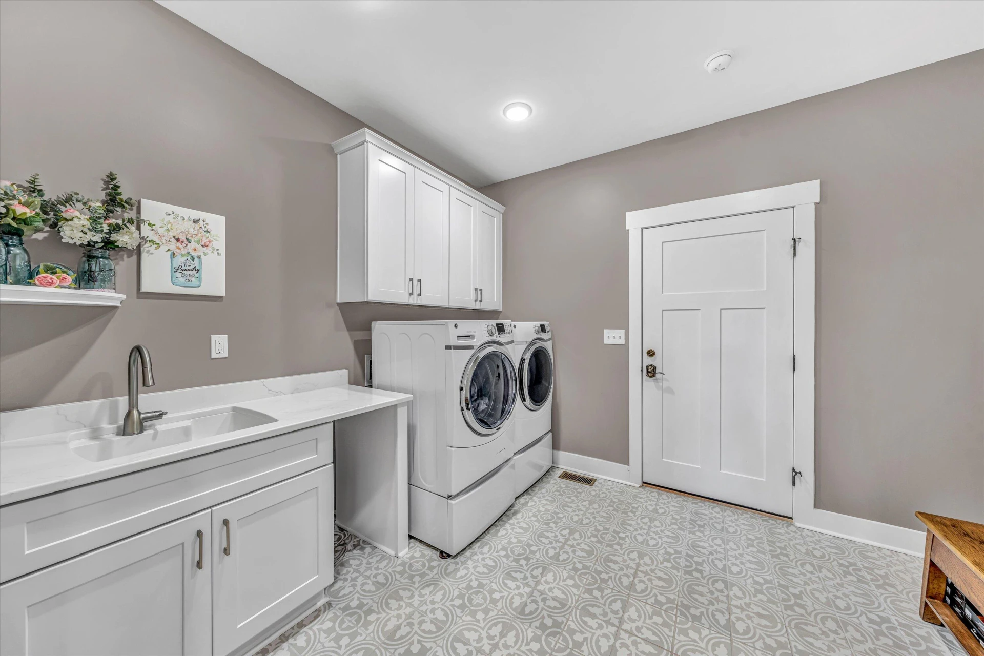 371 Nyle Ridge RD - Photo 28