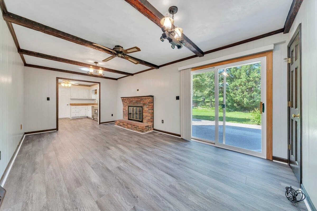 3951 Blandfield DR - Photo 13