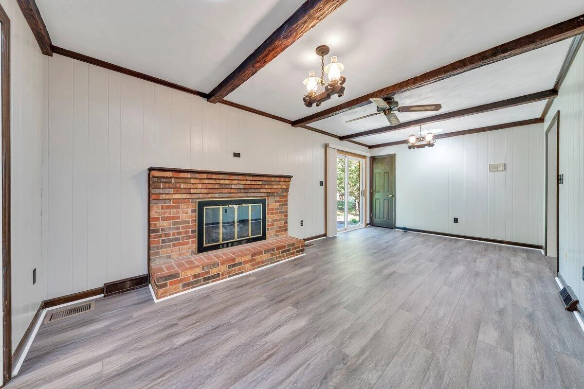 3951 Blandfield DR - Photo 18