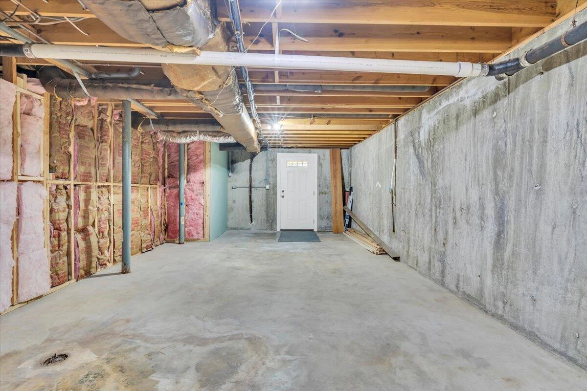 3951 Blandfield DR - Photo 55