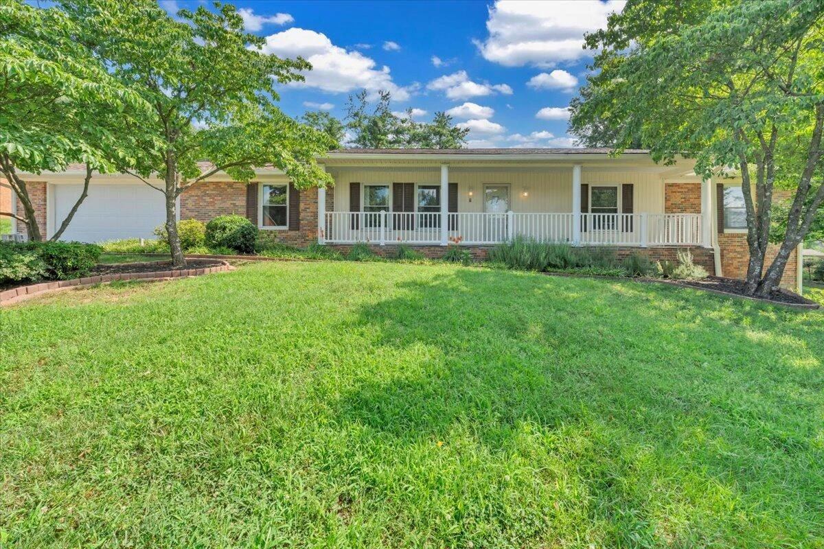 3951 Blandfield DR - Photo 6