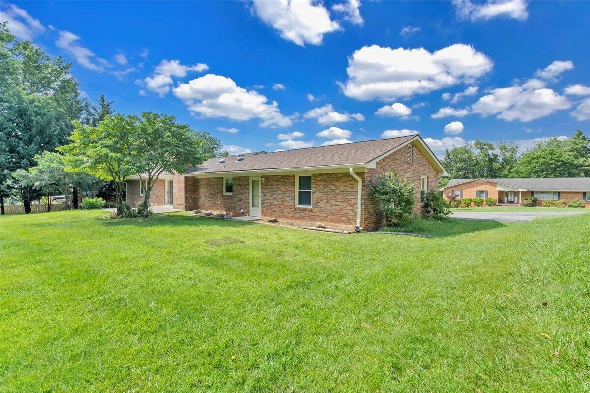 3951 Blandfield DR - Photo 61