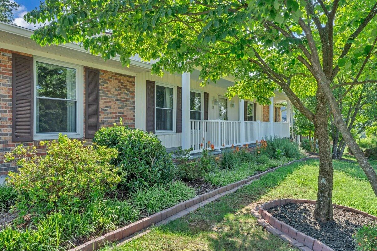 3951 Blandfield DR - Photo 7