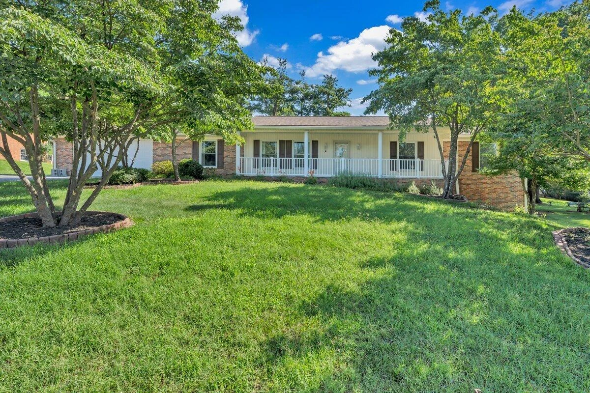 3951 Blandfield DR - Photo 9