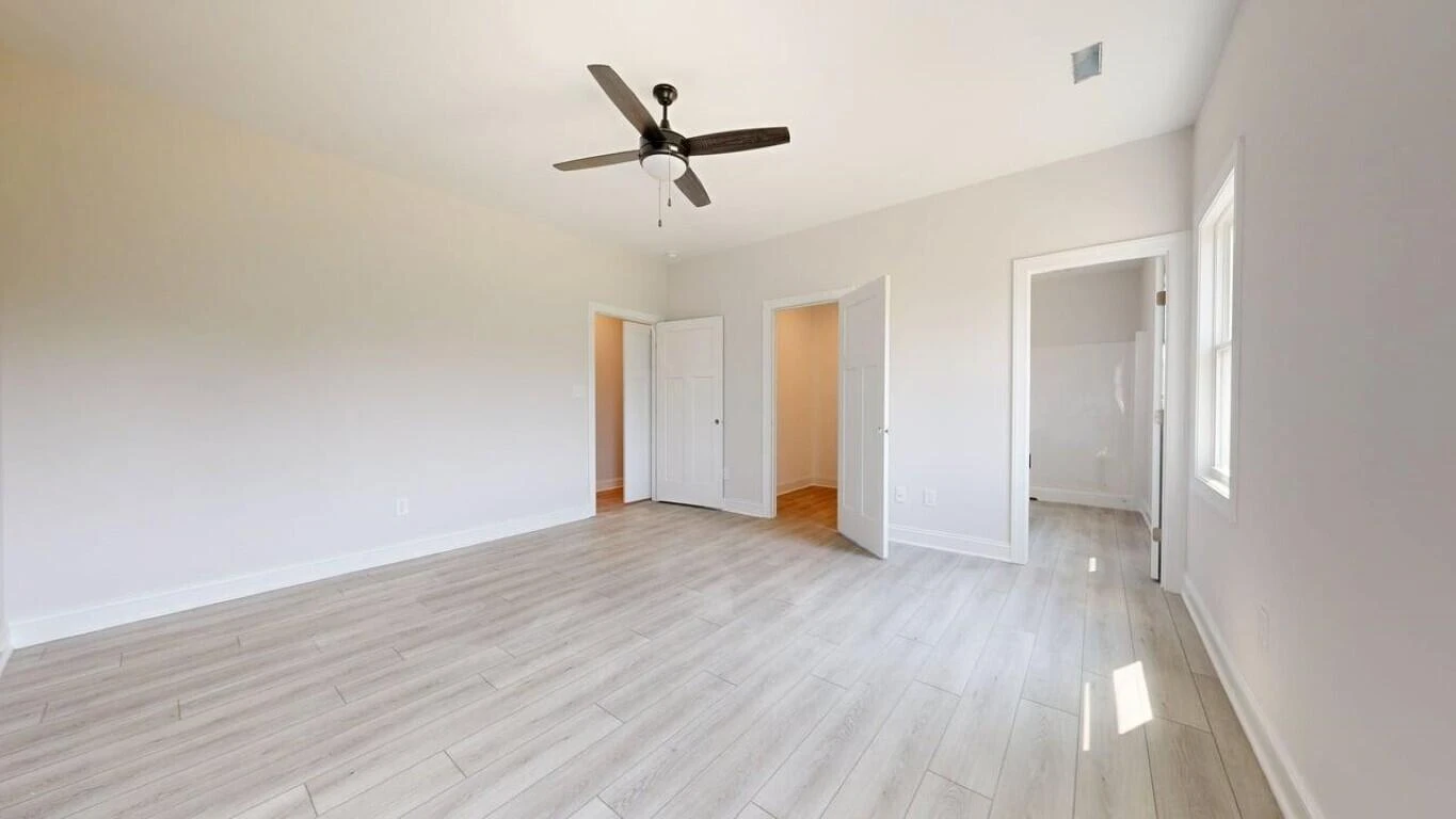 2308 Smith Mountain Lake PKWY - Photo 23