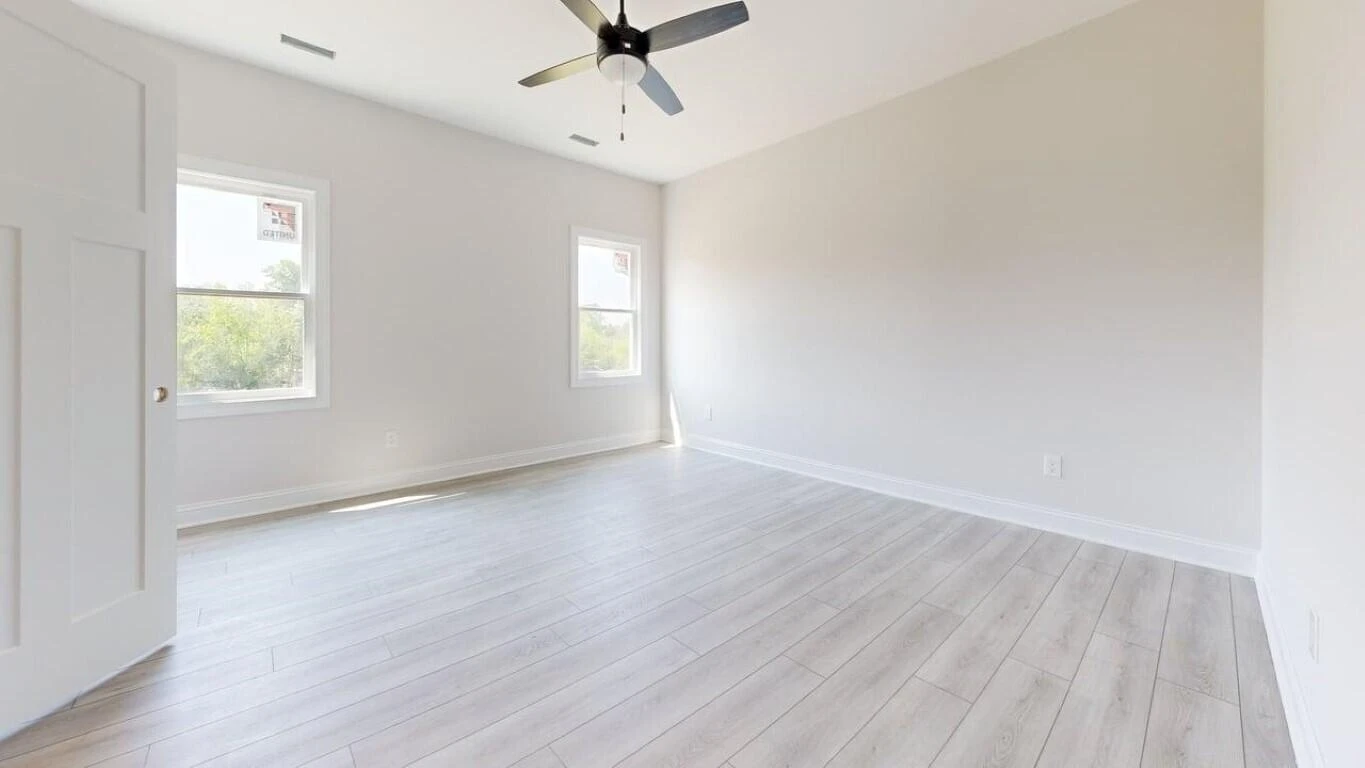 2308 Smith Mountain Lake PKWY - Photo 30
