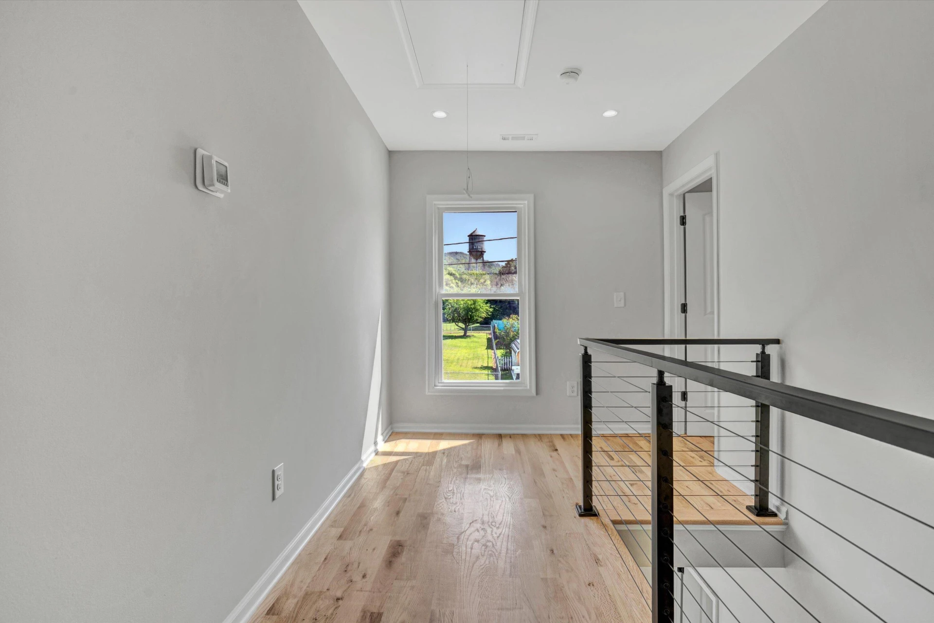 702 Commerce AVE - Photo 22