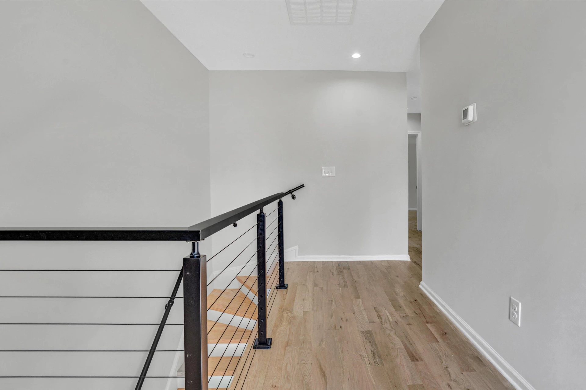 702 Commerce AVE - Photo 26