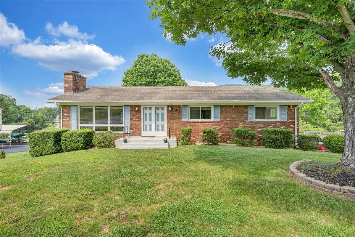 1207 Laymantown RD