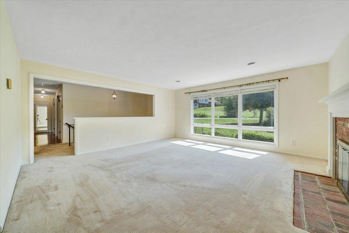 1207 Laymantown RD - Photo 13