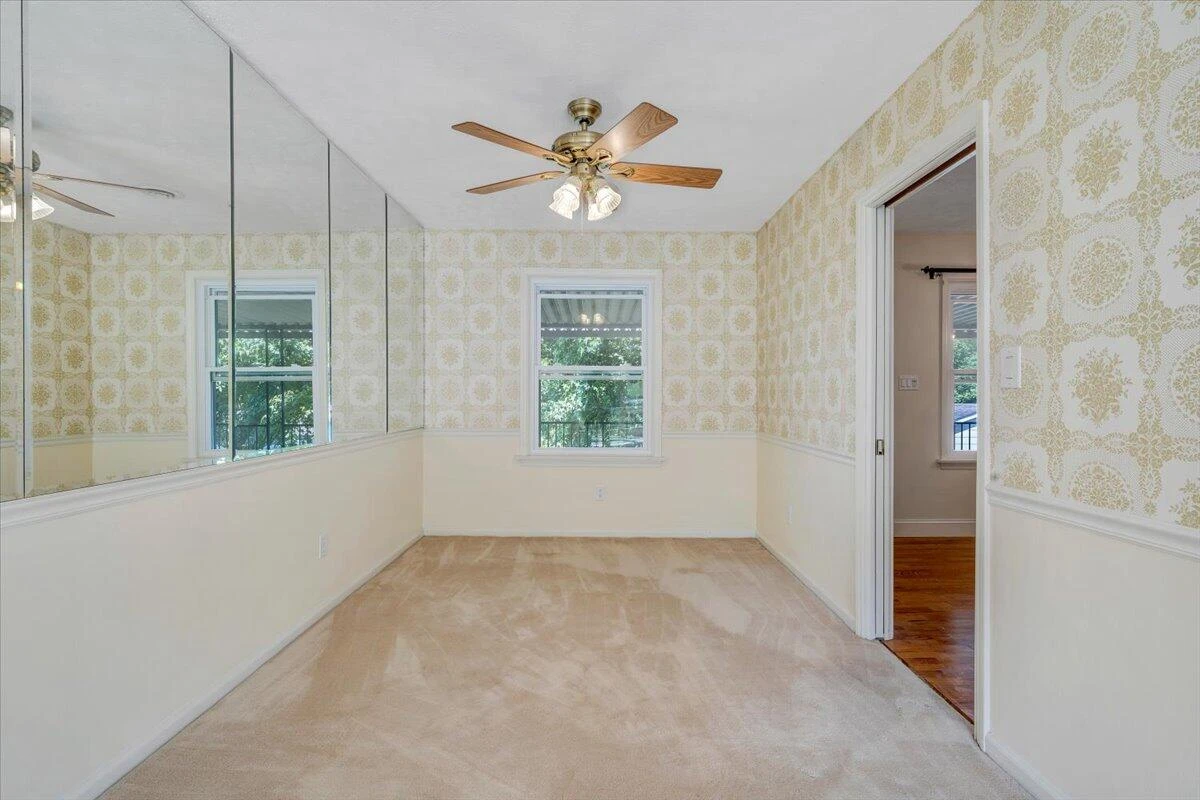1207 Laymantown RD - Photo 14