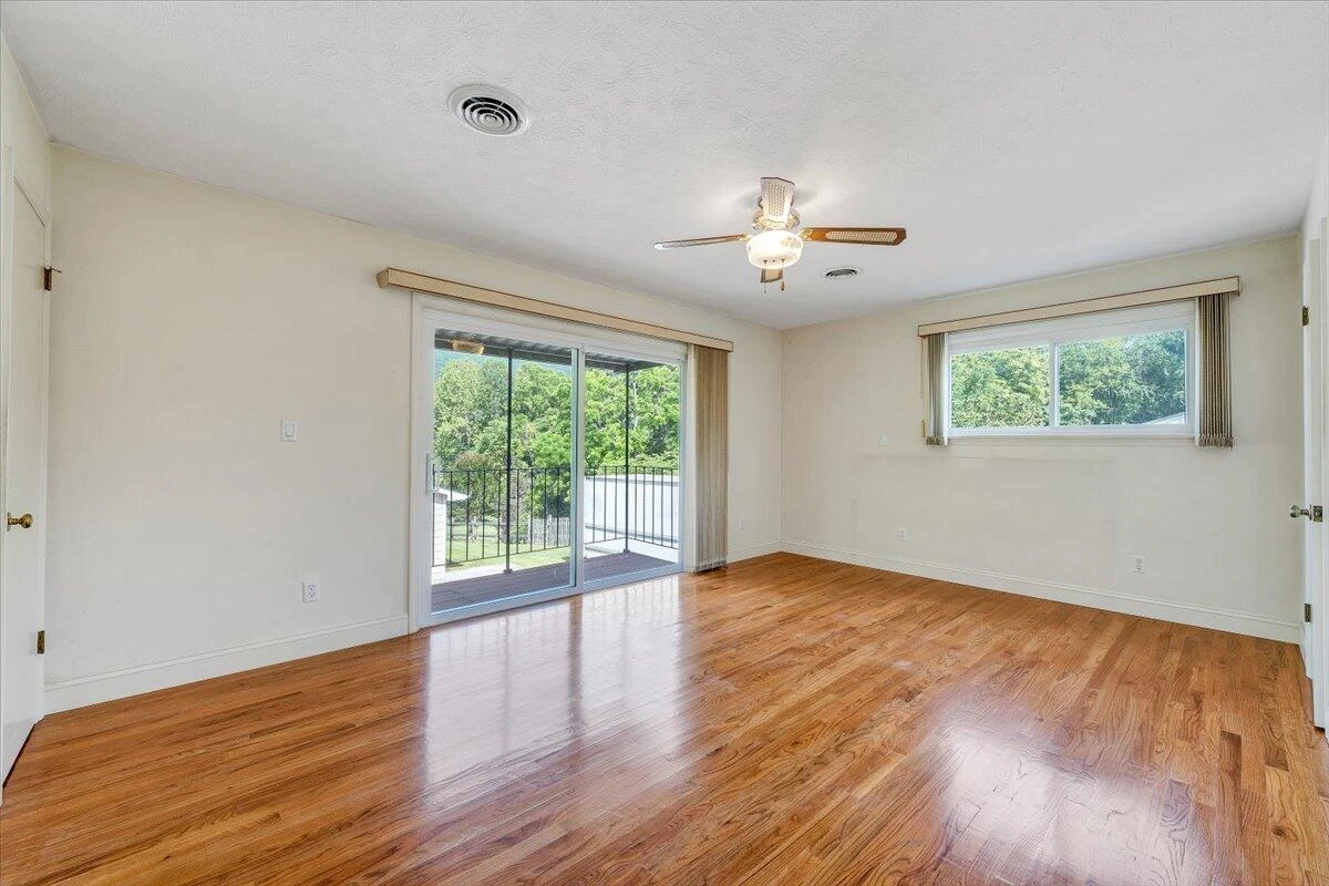 1207 Laymantown RD - Photo 25