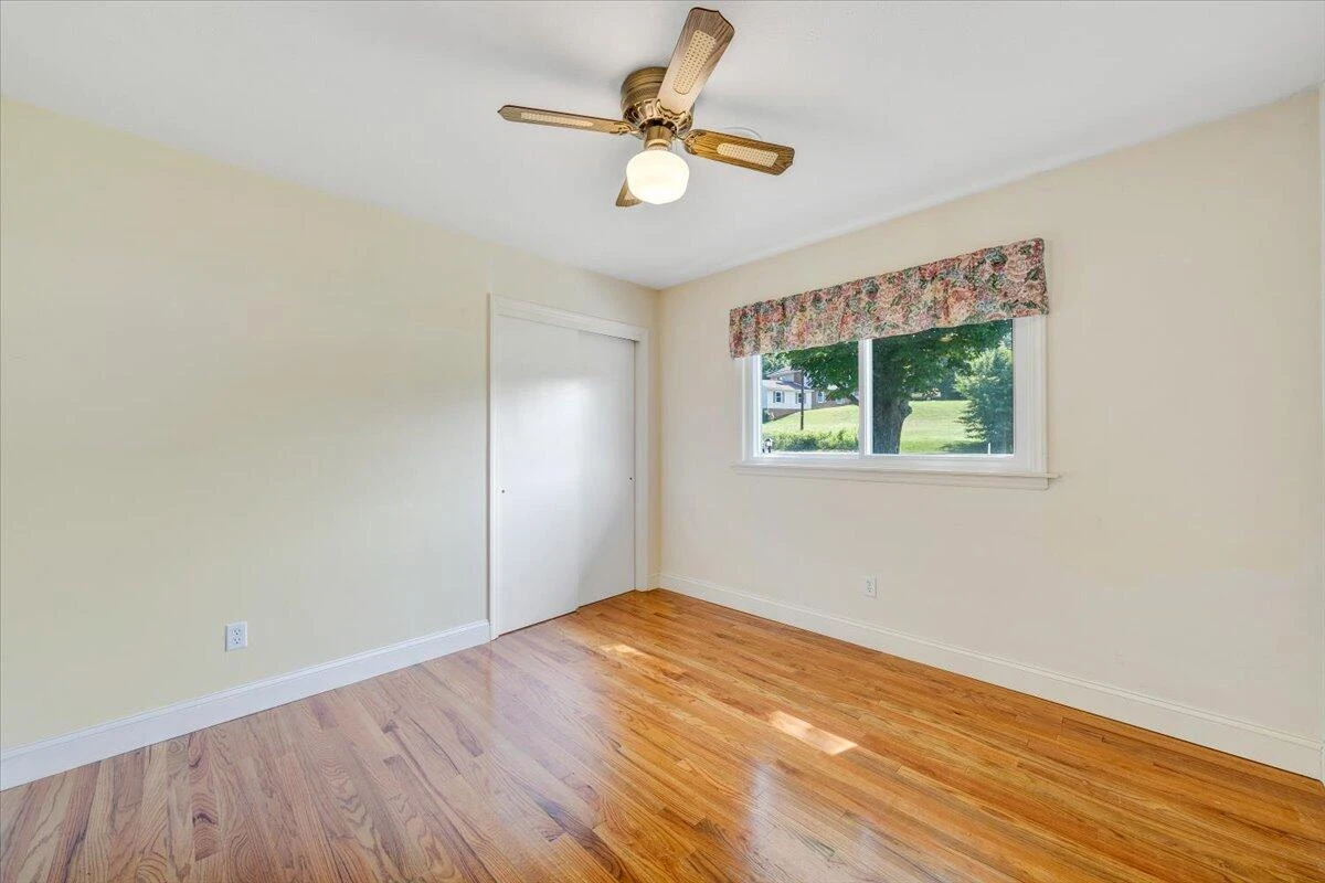 1207 Laymantown RD - Photo 33