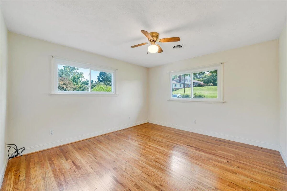 1207 Laymantown RD - Photo 34