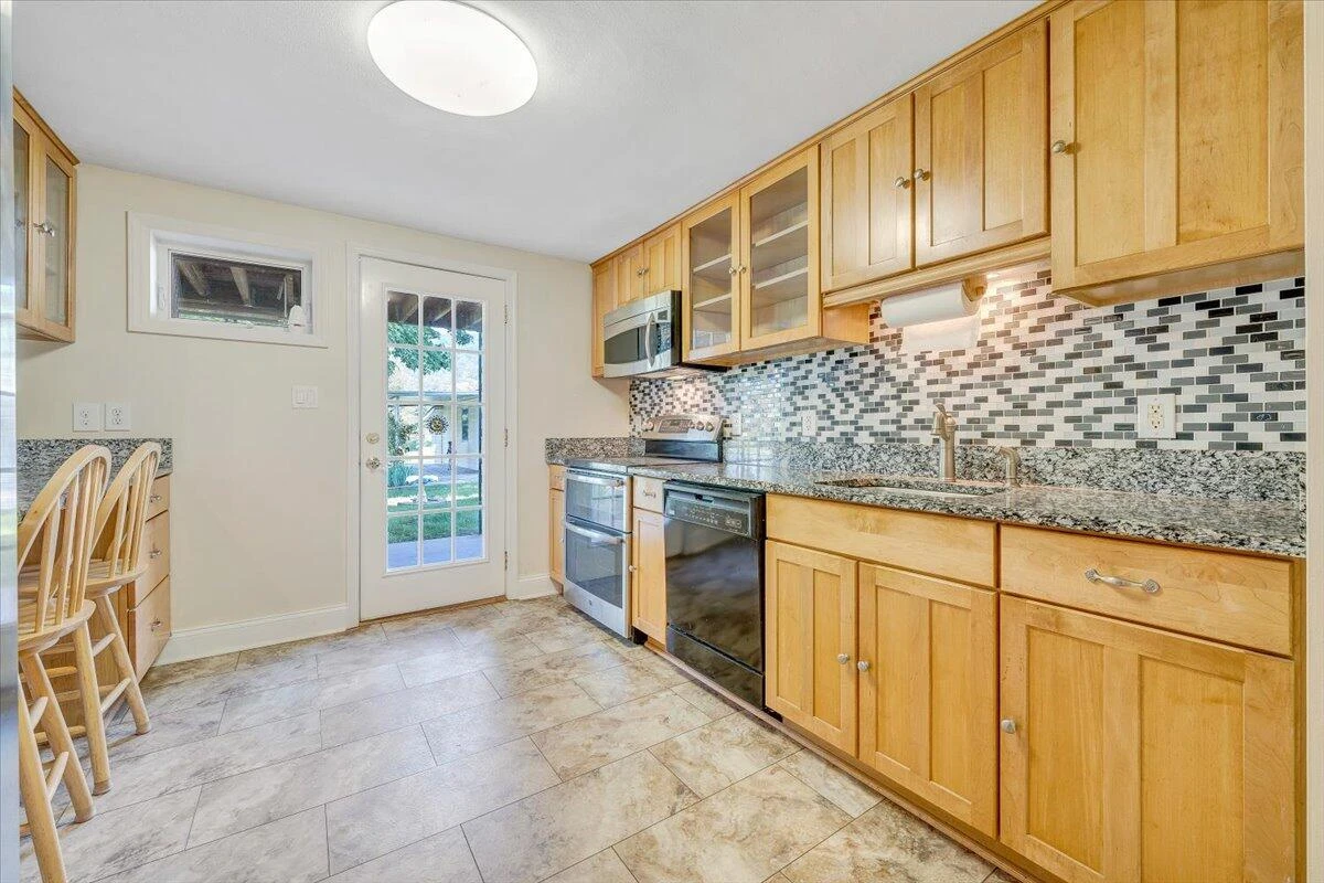 1207 Laymantown RD - Photo 43