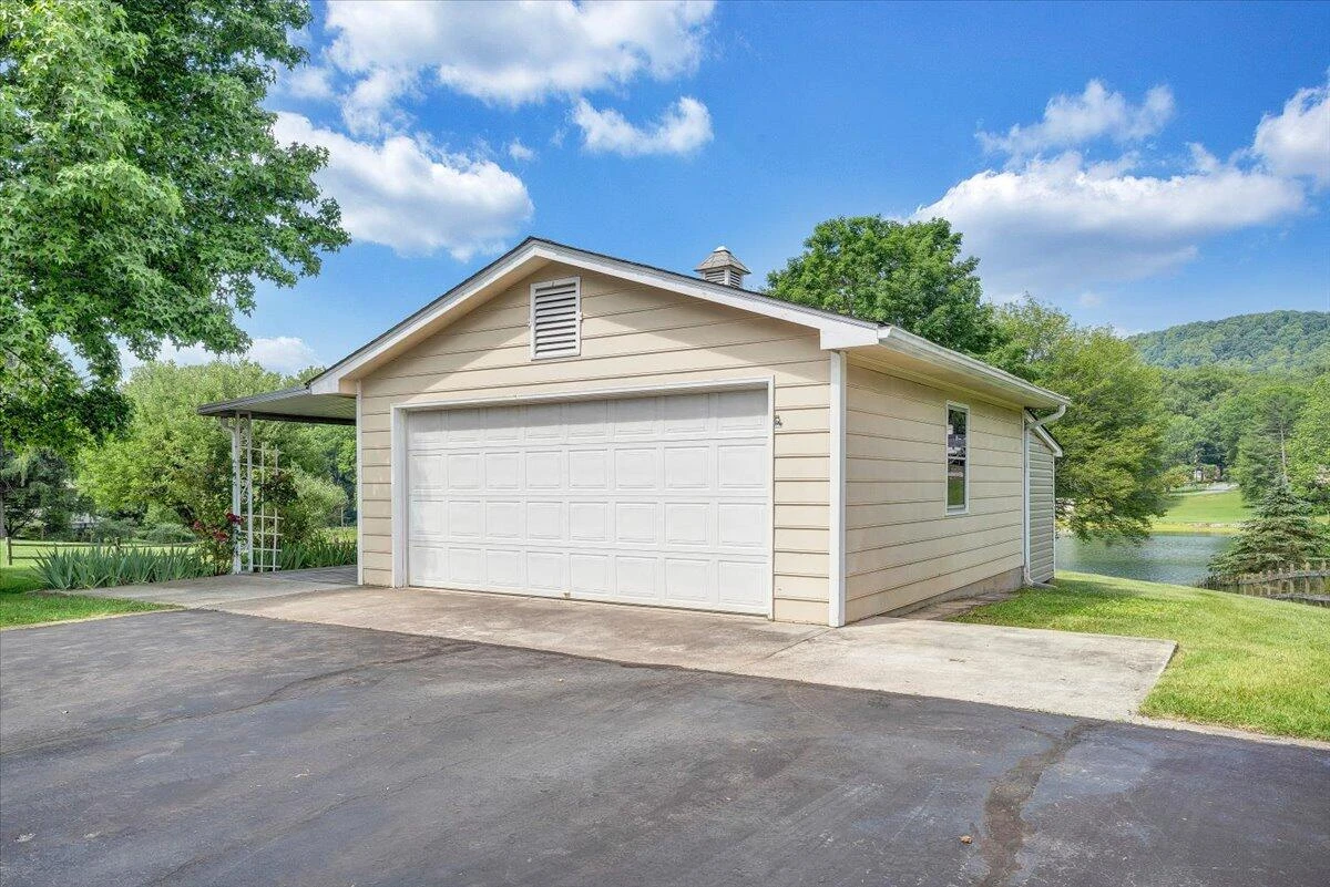 1207 Laymantown RD - Photo 57