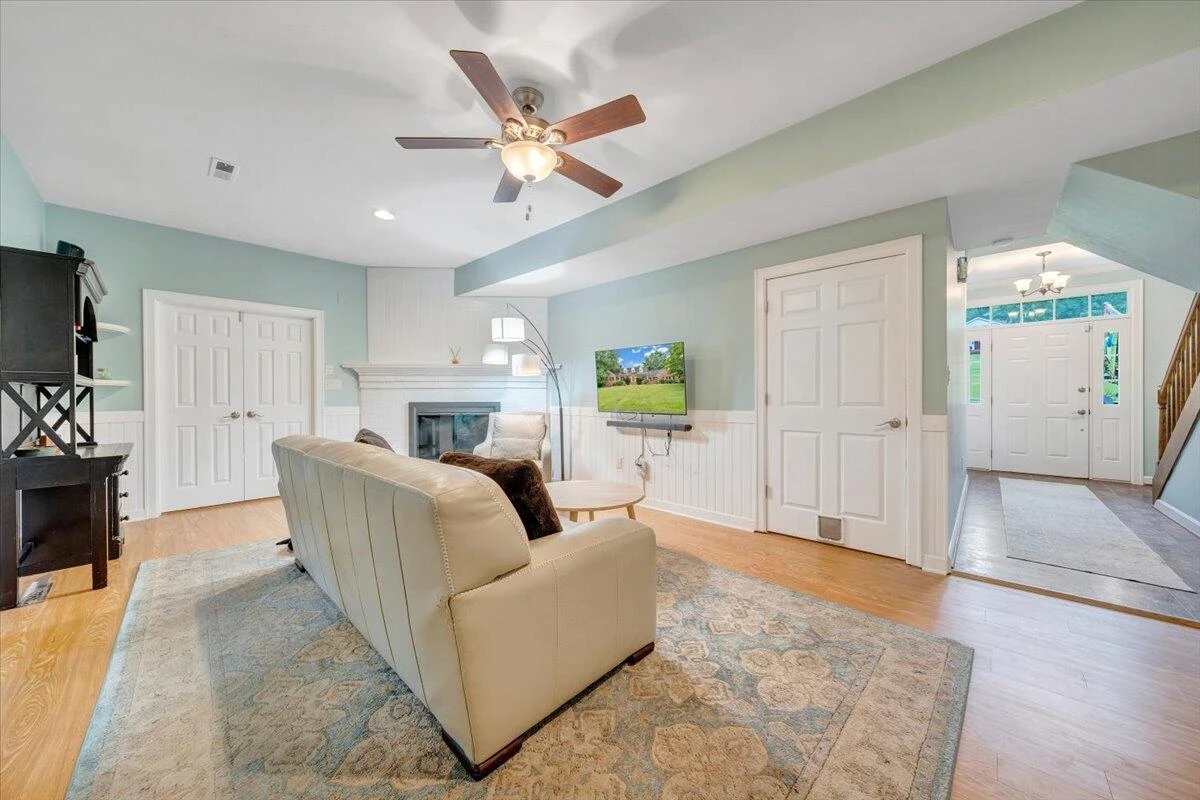 7609 Countrywood DR - Photo 31