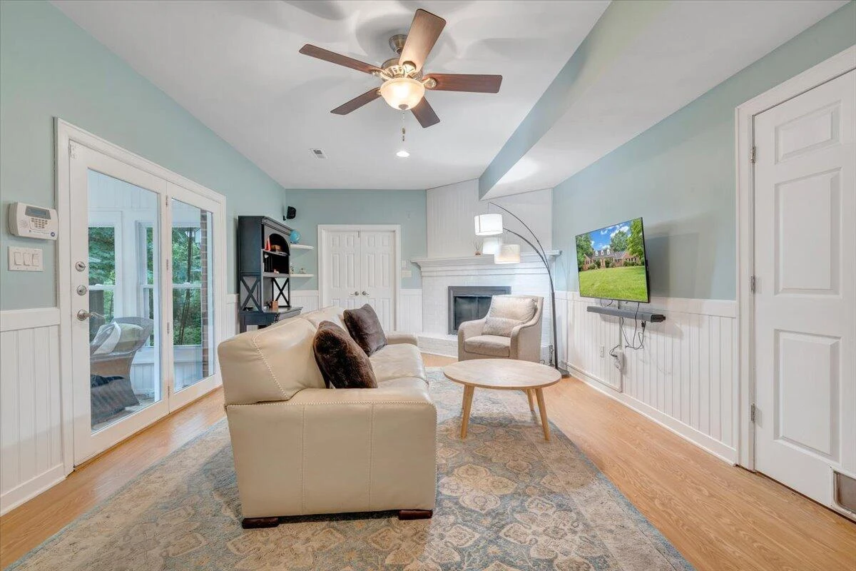 7609 Countrywood DR - Photo 33