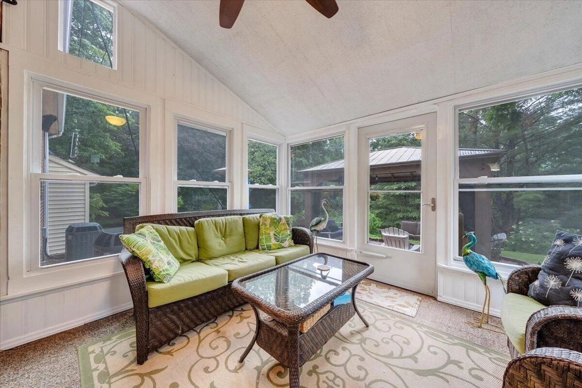 7609 Countrywood DR - Photo 36