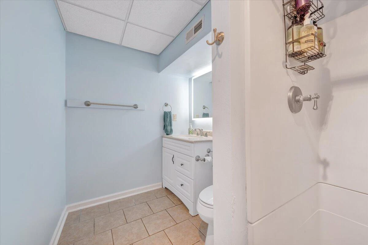 7609 Countrywood DR - Photo 68