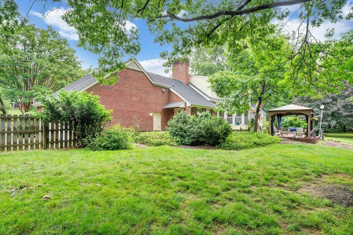 7609 Countrywood DR - Photo 76