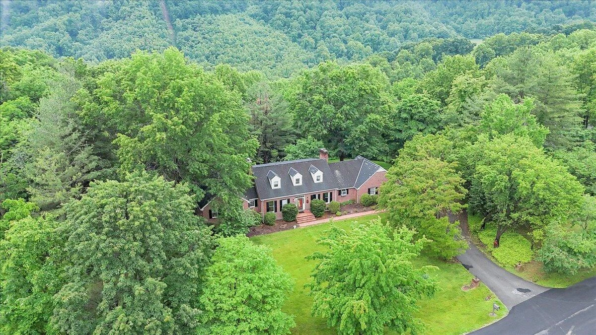 7609 Countrywood DR - Photo 87