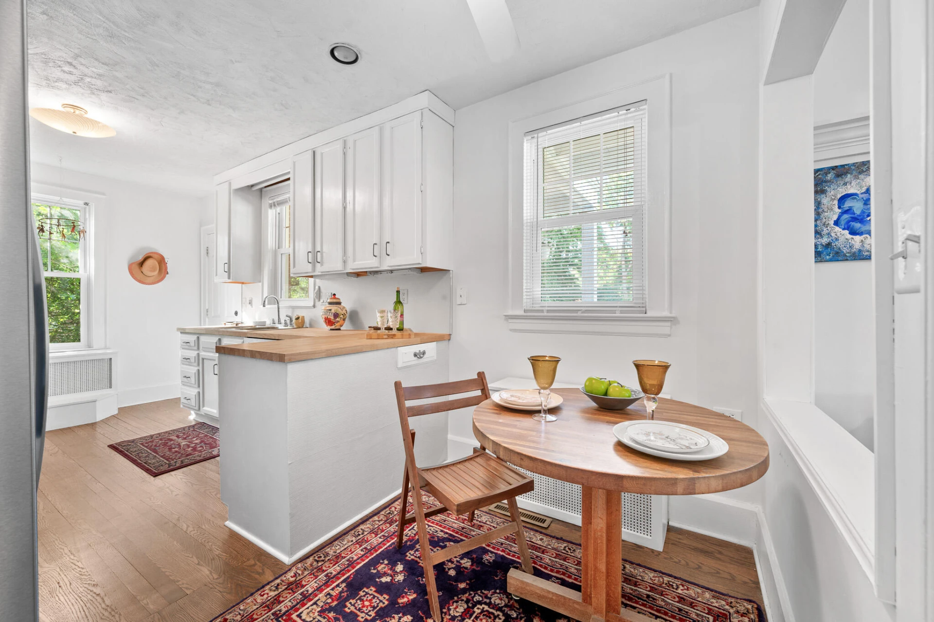 1210 Oakwood ST - Photo 18