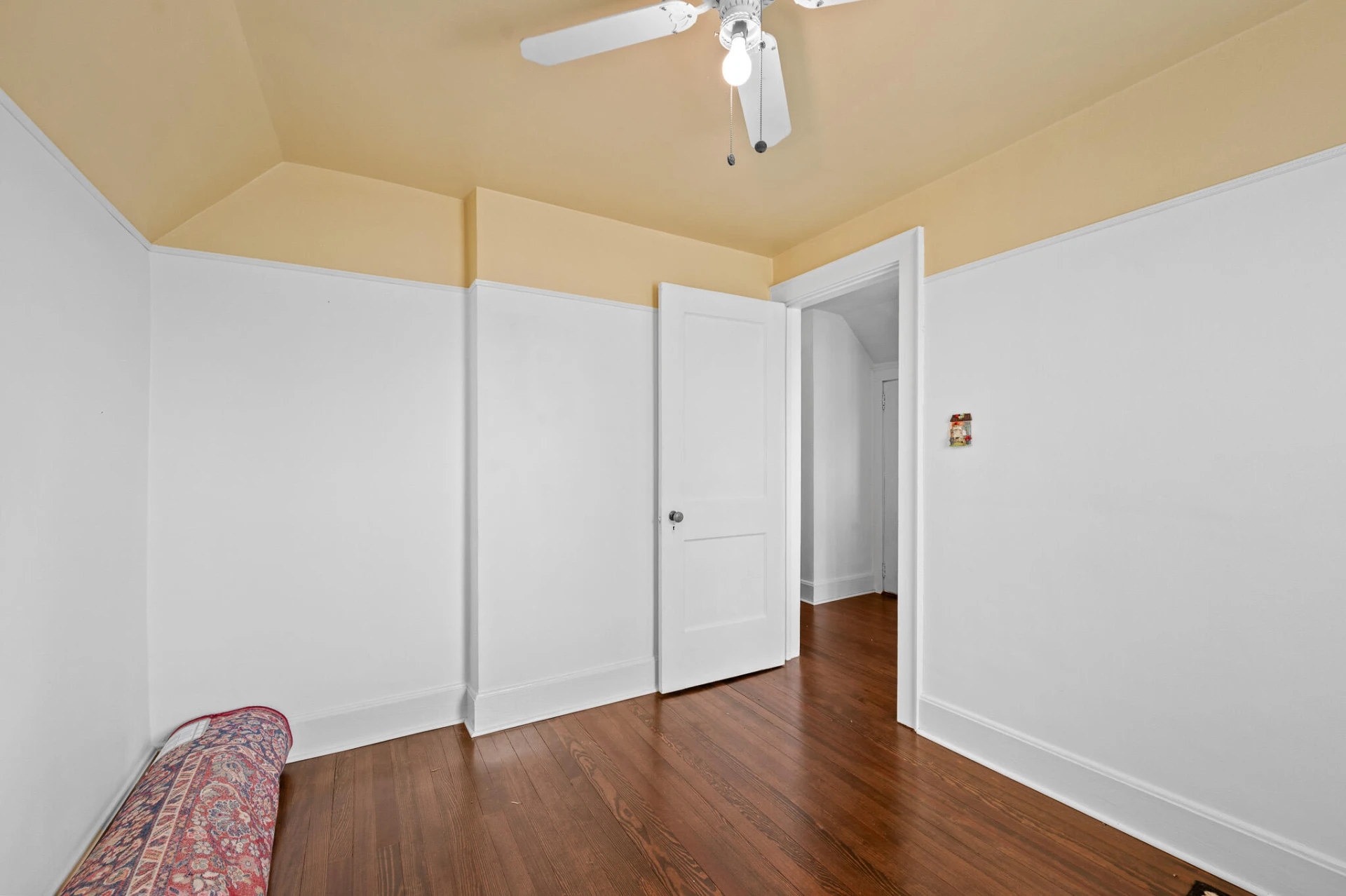 1210 Oakwood ST - Photo 36