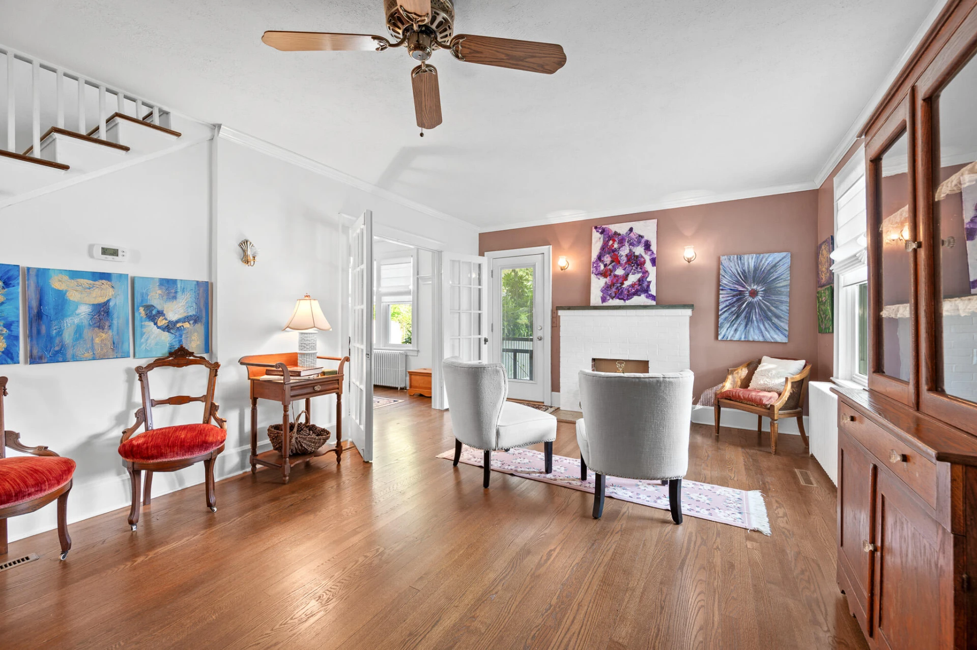 1210 Oakwood ST - Photo 12
