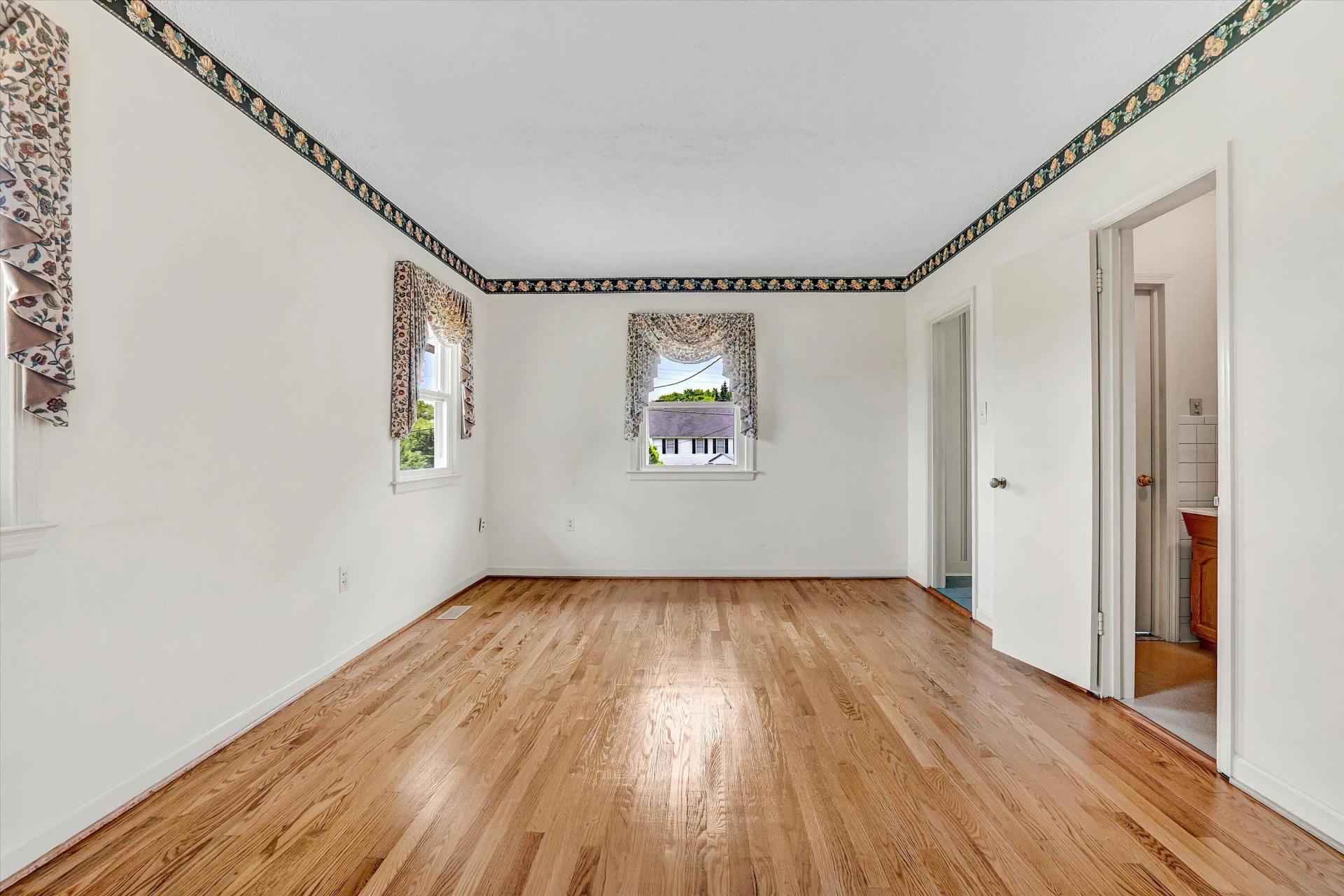 1313 Boone DR - Photo 8