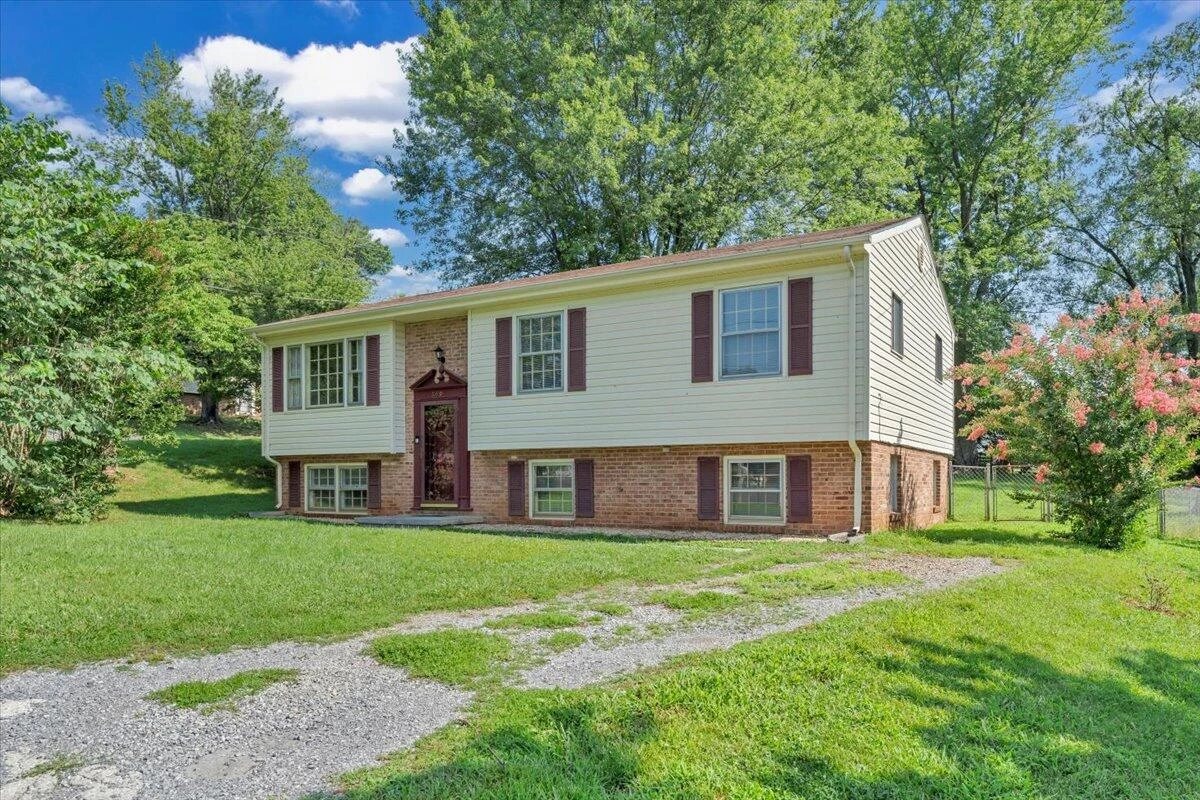 569 Holiday RD - Photo 40