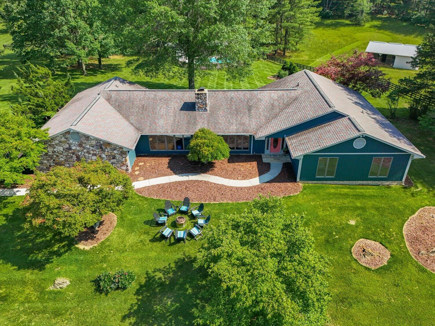 569 Sprinkle RD - Photo 4