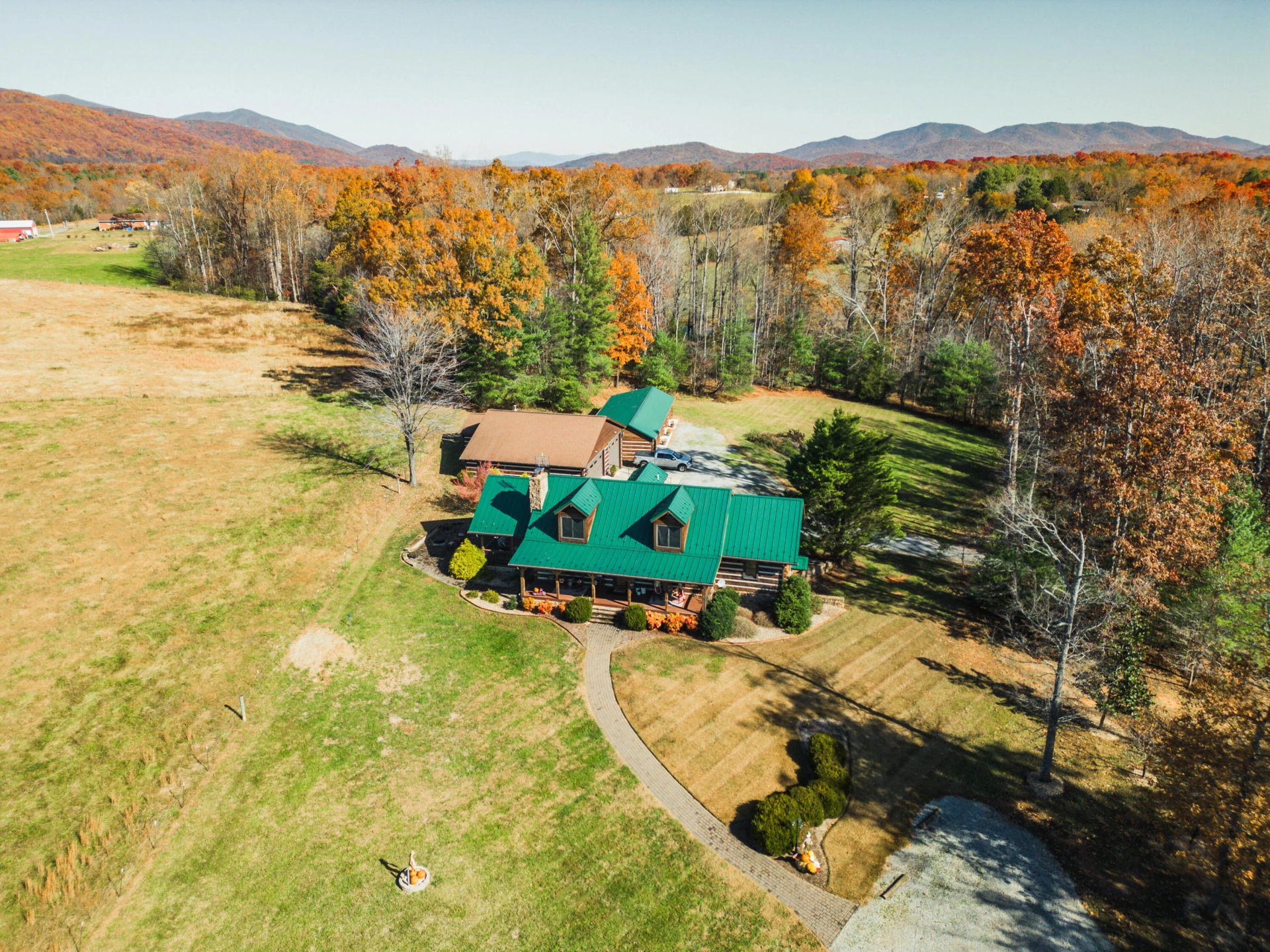 202 SPRINGHILL CIR