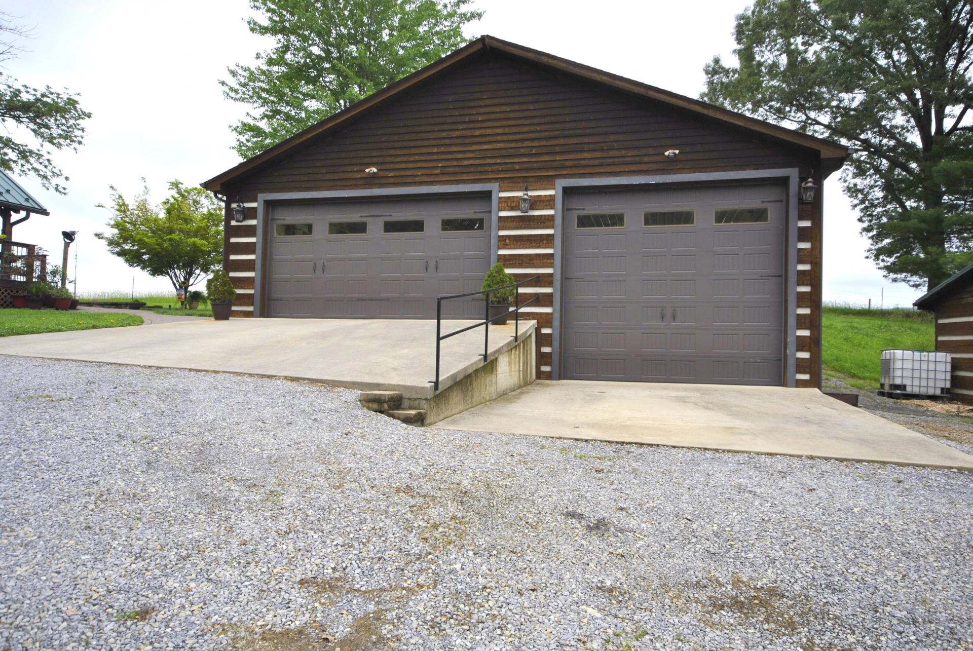202 SPRINGHILL CIR - Photo 73