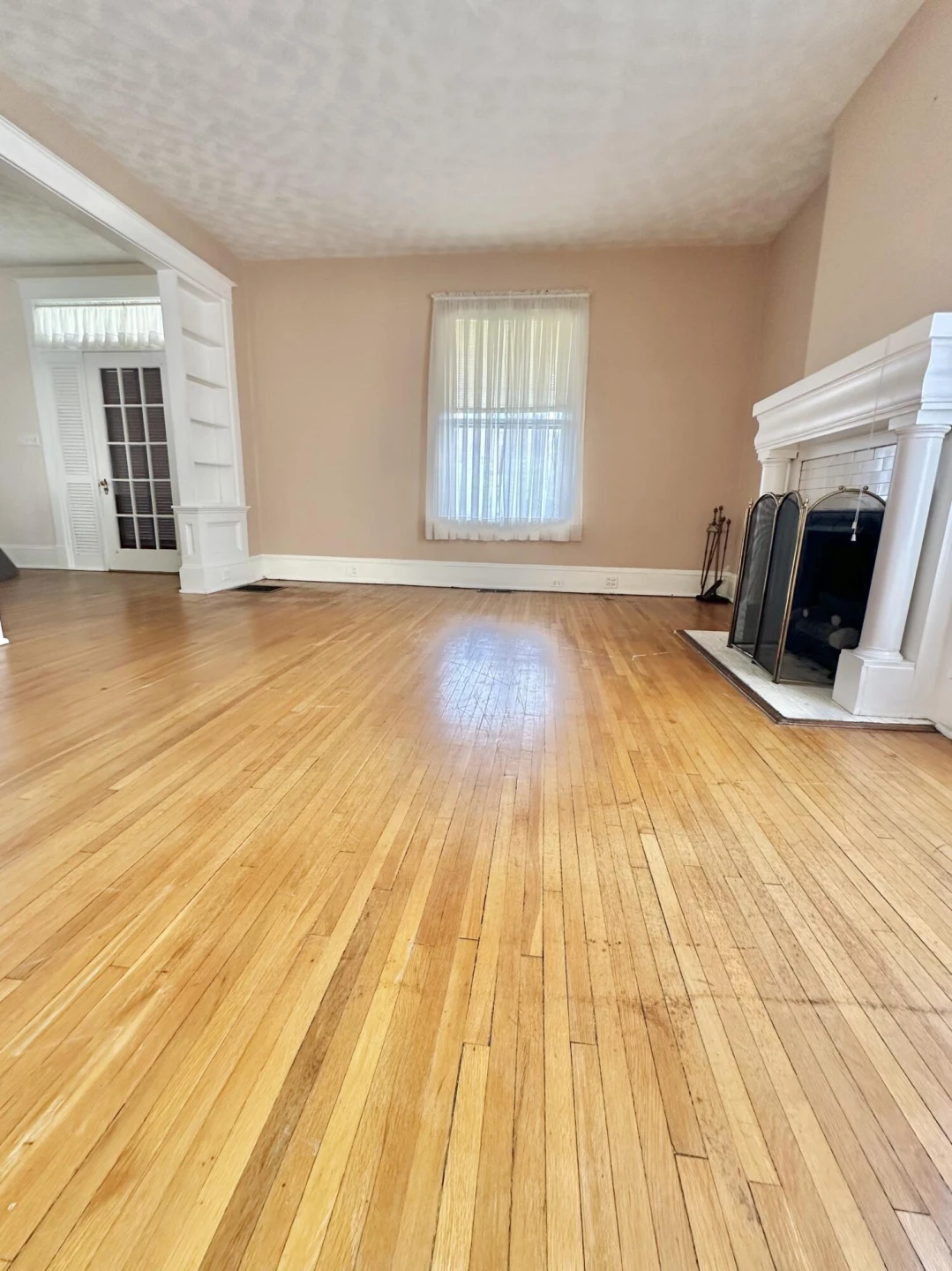 448 W Riverside ST - Photo 17
