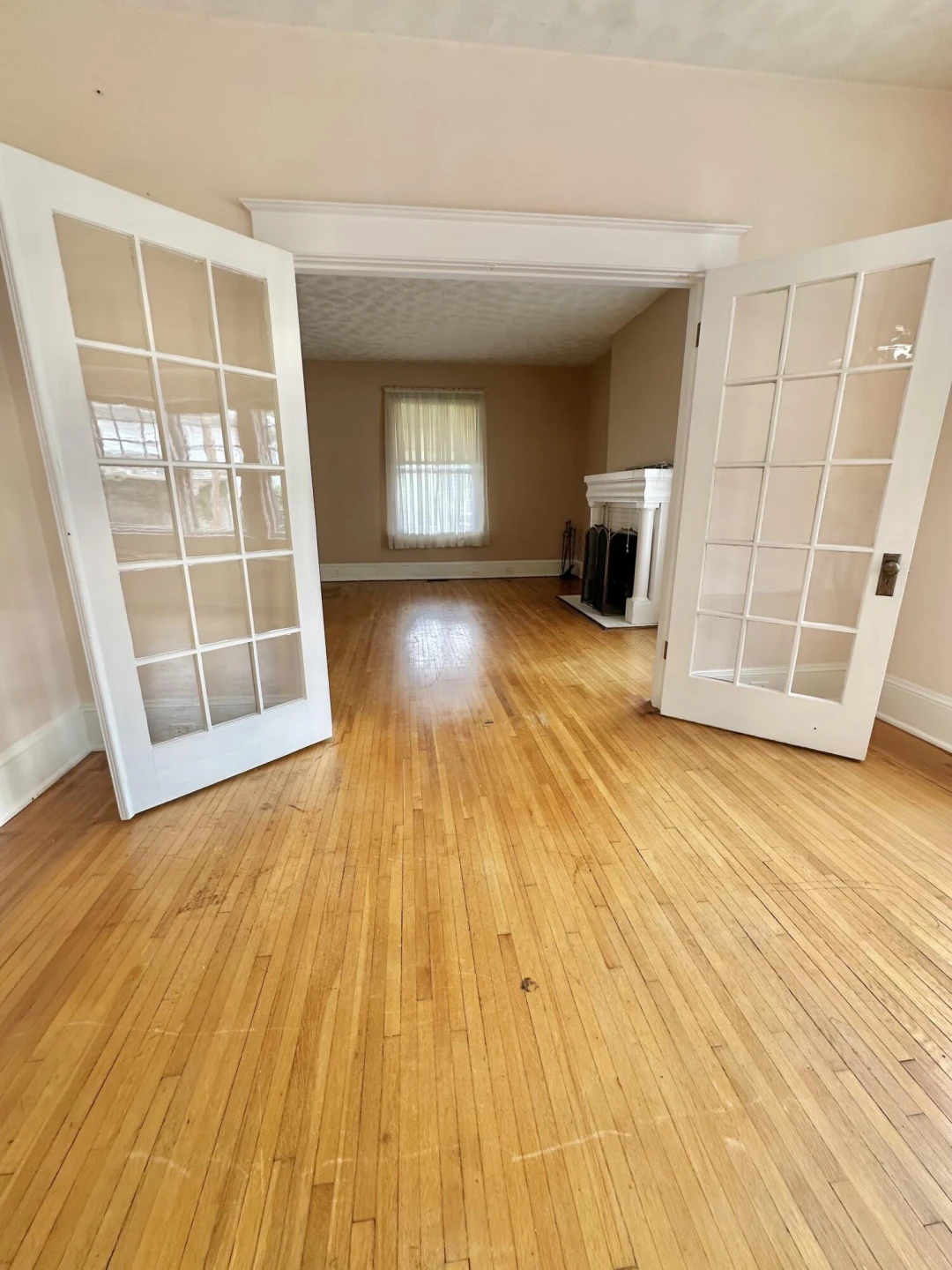 448 W Riverside ST - Photo 23
