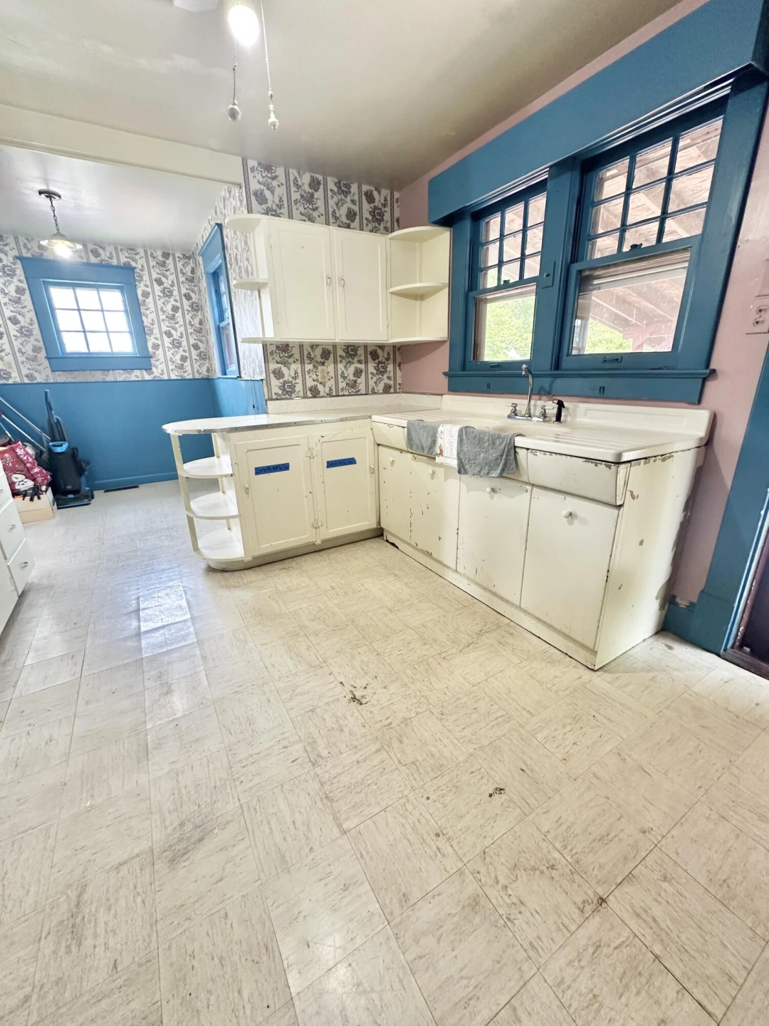 448 W Riverside ST - Photo 27