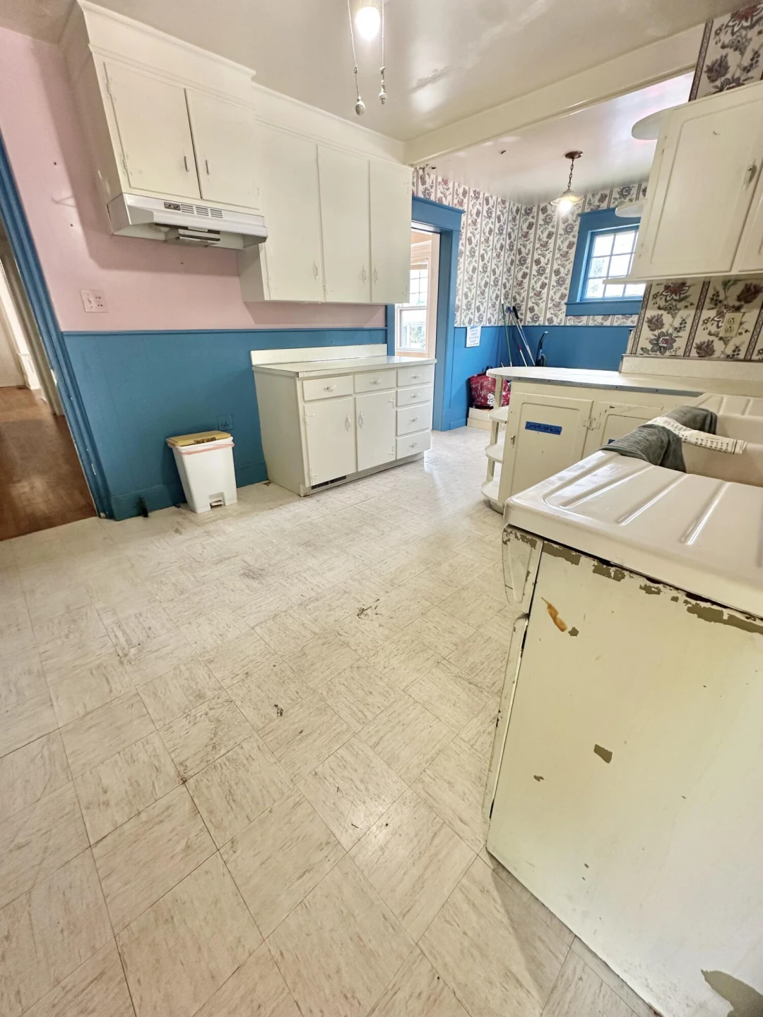 448 W Riverside ST - Photo 29