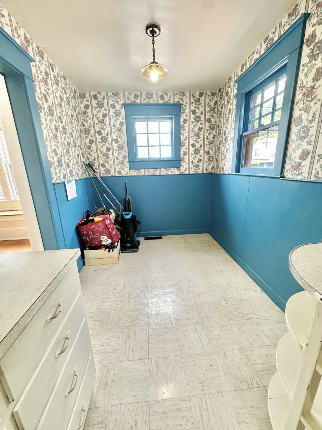 448 W Riverside ST - Photo 30