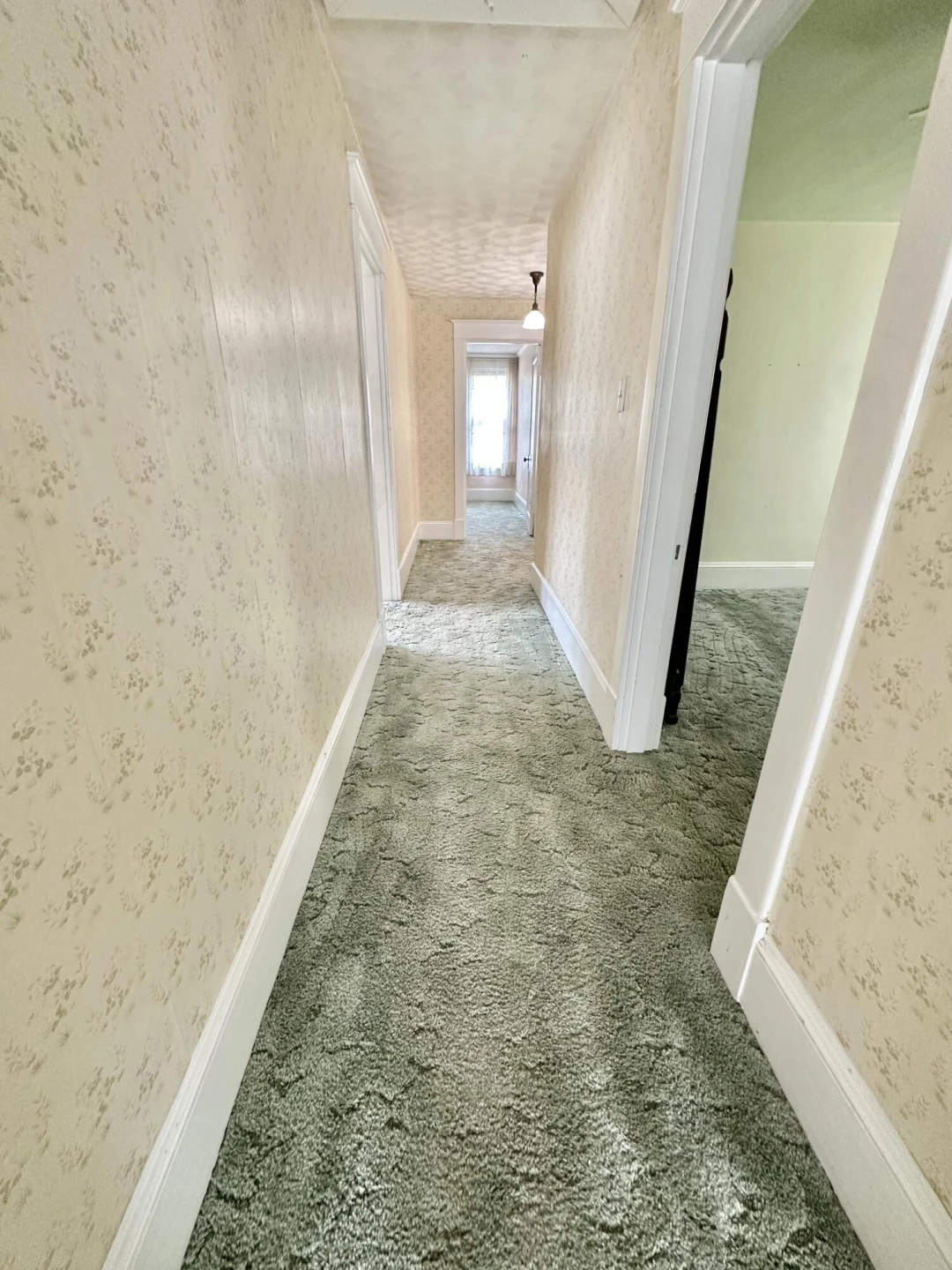 448 W Riverside ST - Photo 38