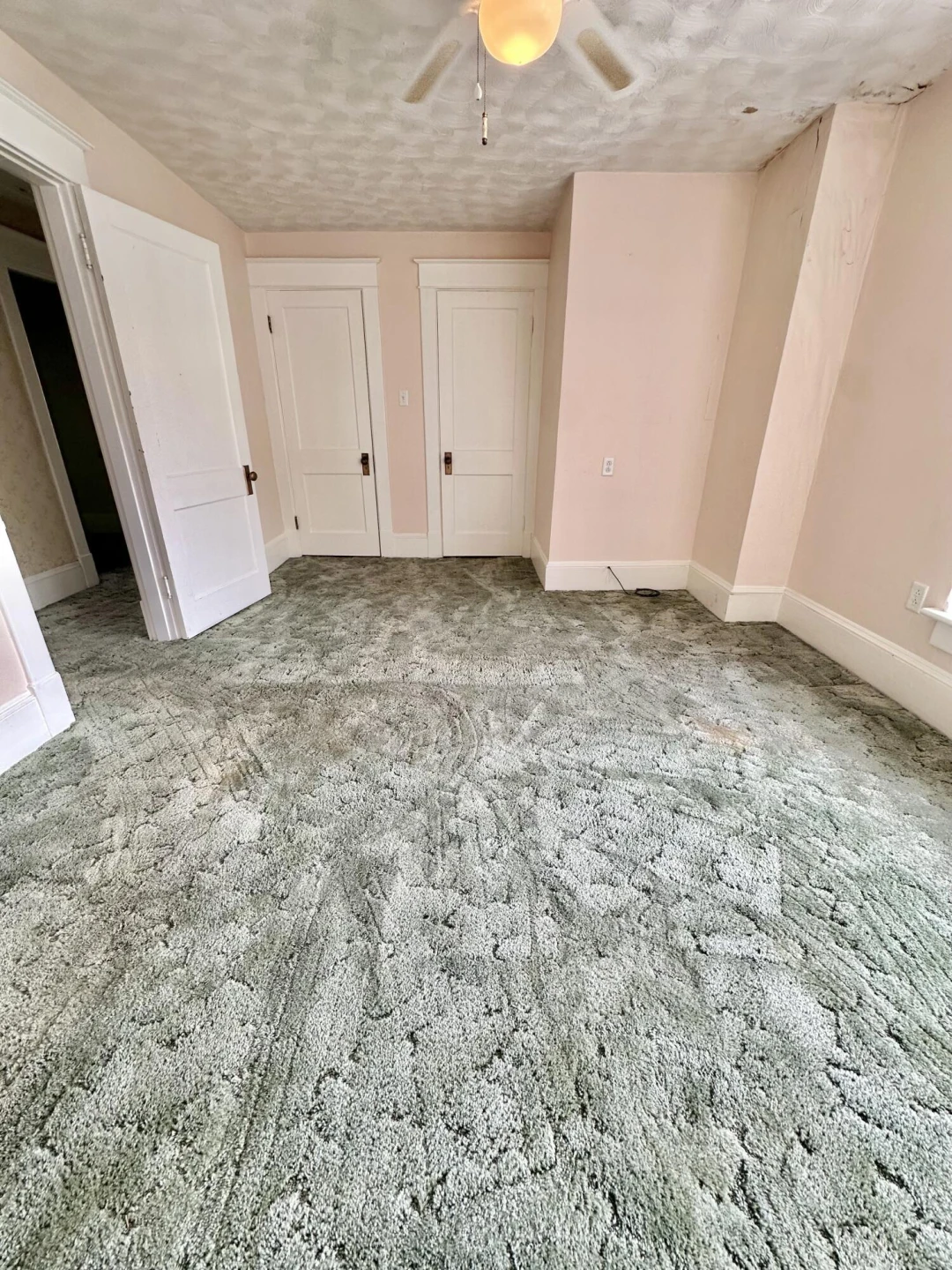 448 W Riverside ST - Photo 42